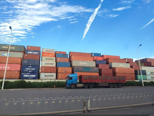 我國前4個月貨物貿易進出口增長5.7%，電子商務持續(xù)驅動外貿新動能